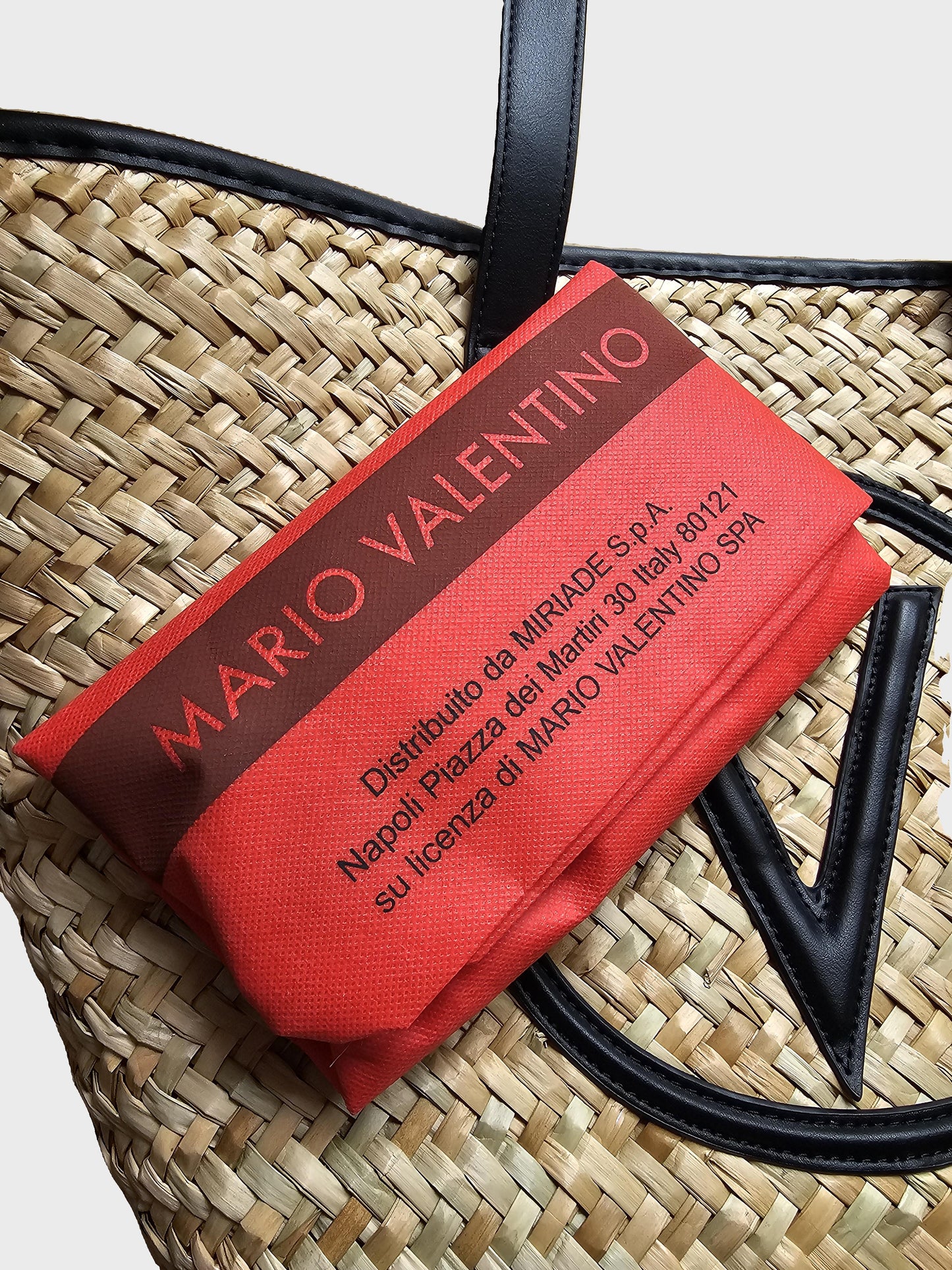 Cabas en raphia Mario Valentino